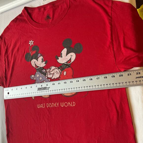 Disney Women’s Short Sleeve T-shirt size L, Red, Mickey & Minnie Mouse - Picture 3 of 7